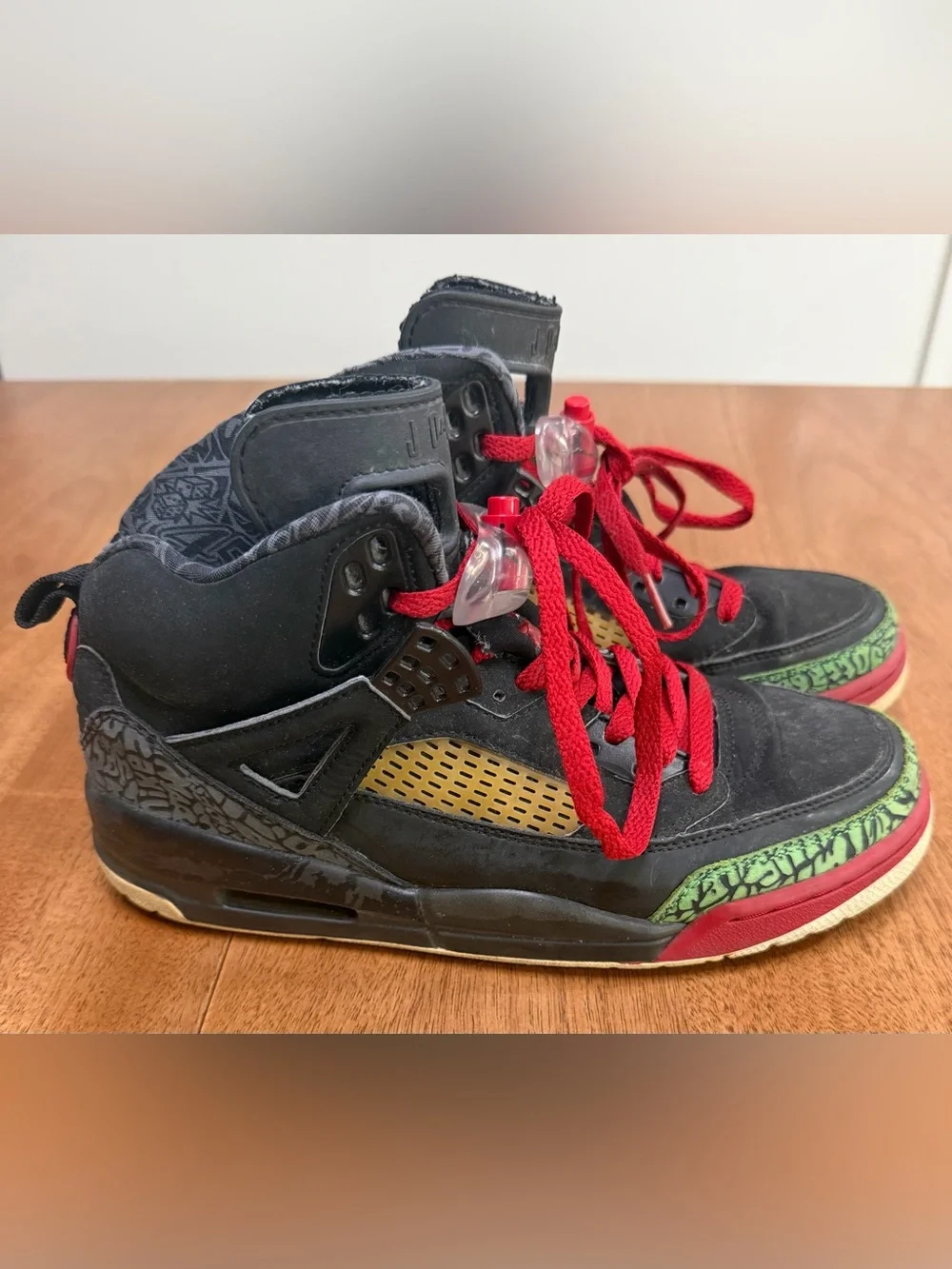 Jordan - Spizike Varsity Men’s Sneakers | Black, Red & Green | Size 7.5